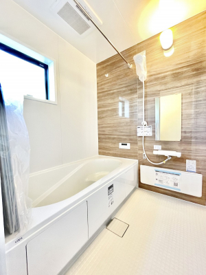 @`Bath Room`@͋C̗ŖɌătbVB@\tĂ̂ŗׂ̐@uŐ􂢏オ󕨂AJ̓VCCɂ邱Ƃ\łB
