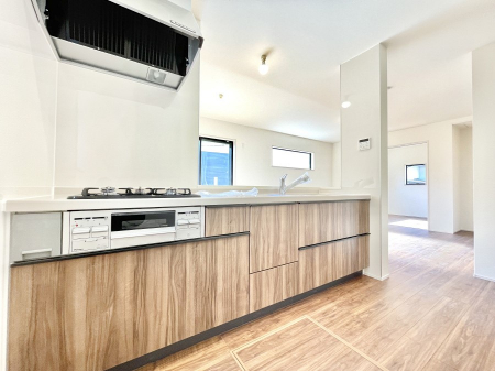 Lb`@`Kitchen`  rOnJE^[Lb`B  ȂƑƃR~jP[VƂ邾łȂA傫ȊJ邱Ƃł܂B  ql̐邱Ƃł܂ˁI