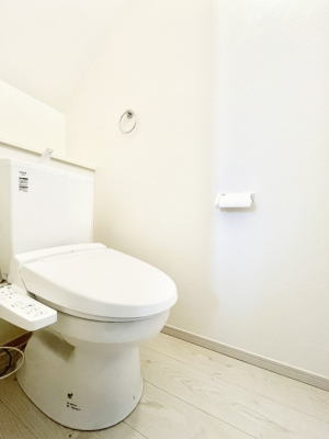 gC@`Toilet`@̂鐅gC̓EHVbgtłgC͖g킴𓾂Ȃ́BۂłˁBgC2̂Œ̍Gɕ֗łI