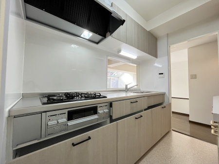 Lb`@`Kitchen`@gꏊ炱Agl܂BƂLb`R[i[͎LȎdオƂȂĂ܂BLXƂXy[XŃXgXȂy݂܂