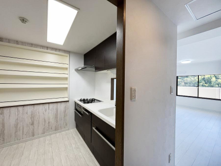 Lb`@`Kitchen`  u͉낤vȃLb`Ȃv藿łႢ܂B  Lb`̓rO]łƑȂ邨Ƃɂ܂B  