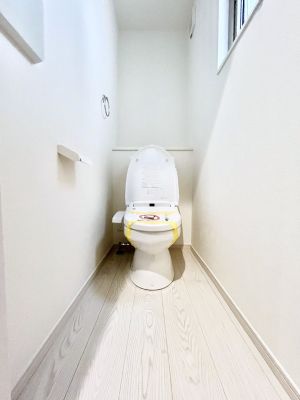 gC@P`Toilet`@̂鐅gC̓EHVbgtłgC͖g킴𓾂Ȃ́BۂłˁBgC2̂Œ̍Gɕ֗łI