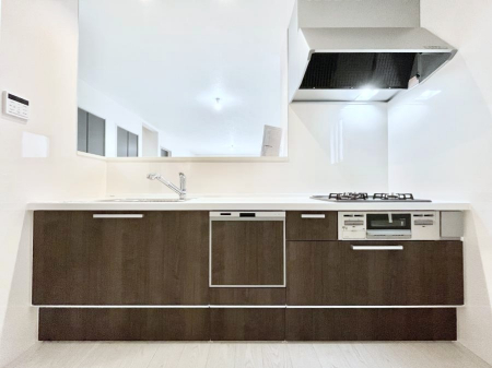 Lb`@P`Kitchen`@wq̐ȂxBg₷X^CbVȃJE^[Lb`ɂ́ÅJ邱ƂȂwqlȂẍS܂B
