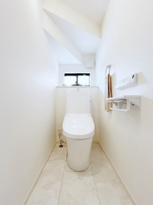 gC@`Toilet`@YEXbLEKȃEHVbgtgCł낰ԂłB1A2KɃgCXy[XǏ薾邭AKԂƂȂĂ܂gꏊ炱̔złI