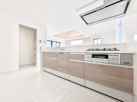 Lb`@`Kitchen`  rOnJE^[Lb`B  ȂƑƃR~jP[VƂ邾łȂA傫ȊJ邱Ƃł܂B  ql̐邱Ƃł܂ˁI