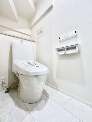gC@`Toilet`@YEXbLEKȃEHVbgtgCł낰ԂłBgC͖g킴𓾂Ȃ́BۂłˁBgC2̂Œ̍Gɕ֗łI