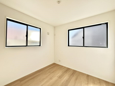 ̑ρ@`Bed Room`@2ʍ̌mۂ邢́AʂǂAϋSn̗ǂԂƂȂĂ܂Bu₩ȕċN钩́AK̎n܂ɁIʕƂĂǂZ܂
