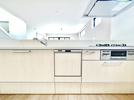 Lb`@P`Kitchen`@LĎg₷Lb`ȂƑłɗAЕtԂȂłႢ܂[Ղ肠̂ŁAƐȈۂۂĂ܂B
