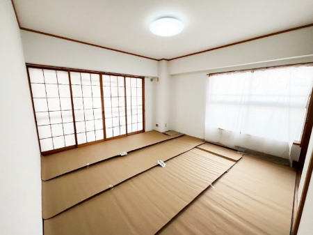 ̑ρ@`Japanese Room`LDKאڂ̘ał났̋Ԃ܂B  ACȂǉƎXy[XƂāA܂Ȃql̂邲ƒł͂Q₨ނւ̏ƂĂp܂B  