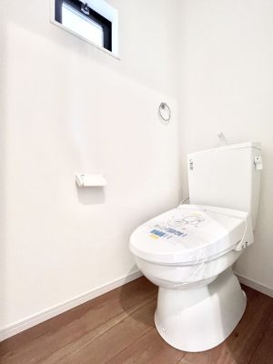 gC@P`Toilet`@̂鐅gC̓EHVbgtłgC͖g킴𓾂Ȃ́BۂłˁBgC2̂Œ̍Gɕ֗łI