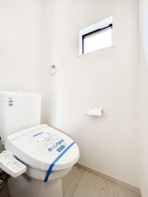 gC@2`Toilet`@̂鐅gC̓EHVbgtłgC͖g킴𓾂Ȃ́BۂłˁBgC2̂Œ̍Gɕ֗łI