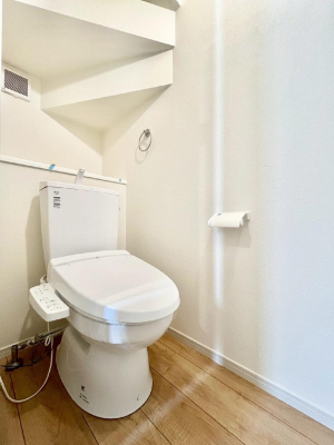 gC@P`Toilet`@̂鐅gC̓EHVbgtłgC͖g킴𓾂Ȃ́BۂłˁBgC2̂Œ̍Gɕ֗łI