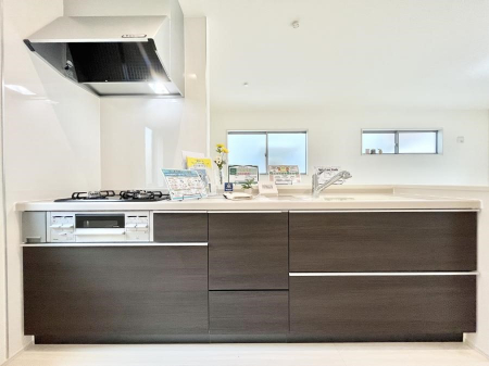 Lb`@`Kitchen`@LĎg₷Lb`ȂƑłɗAЕtԂȂłႢ܂[Ղ肠̂ŁAƐȈۂۂĂ܂B