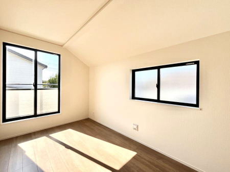 ̑ρ@`Bed Room`@2ʍ̌mۂ邢́AʂǂAϋSn̗ǂԂƂȂĂ܂Bu₩ȕċN钩́AK̎n܂ɁIʕƂĂǂZ܂
