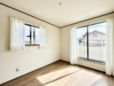 ̑ρ@Q`Bed Room`@2ʍ̌mۂ邢́AʂǂAϋSn̗ǂԂƂȂĂ܂Bu₩ȕċN钩́AK̎n܂ɁIʕƂĂǂZ܂