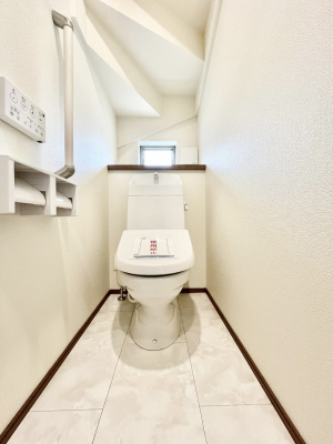 gC@Q`Toilet`@̂鐅gC̓EHVbgtłgC͖g킴𓾂Ȃ́BۂłˁBgC2̂Œ̍Gɕ֗łI