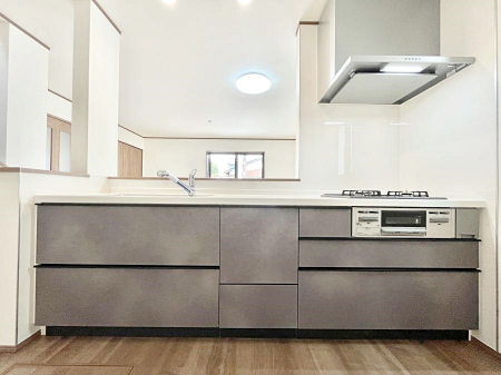 Lb`@Q`Kitchen`@LĎg₷Lb`ȂƑłɗAЕtԂȂłႢ܂[Ղ肠̂ŁAƐȈۂۂĂ܂B