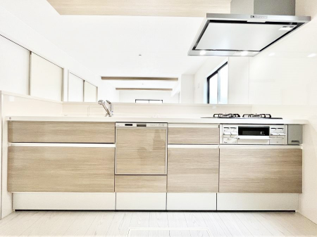 Lb`@`Kitchen`@LĎg₷Lb`ȂƑłɗAЕtԂȂłႢ܂[Ղ肠̂ŁAƐȈۂۂĂ܂B