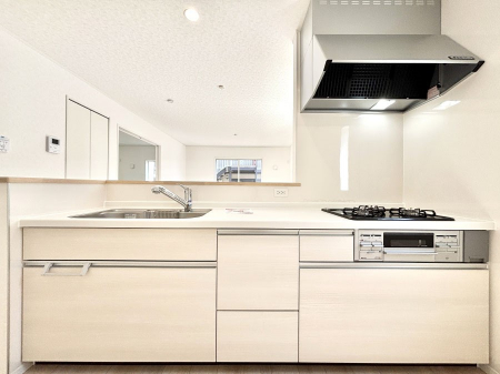 Lb`@`Kitchen`@LĎg₷Lb`ȂƑłɗAЕtԂȂłႢ܂[Ղ肠̂ŁAƐȈۂۂĂ܂B