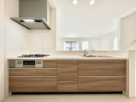 Lb`@P`Kitchen`@LĎg₷Lb`ȂƑłɗAЕtԂȂłႢ܂[Ղ肠̂ŁAƐȈۂۂĂ܂B