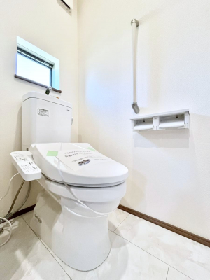 gC@P`Toilet`@̂鐅gC̓EHVbgtłgC͖g킴𓾂Ȃ́BۂłˁBgC2̂Œ̍Gɕ֗łI