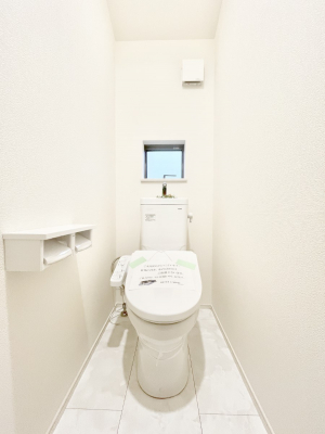 gC@Q`Toilet`@̂鐅gC̓EHVbgtłgC͖g킴𓾂Ȃ́BۂłˁBgC2̂Œ̍Gɕ֗łI