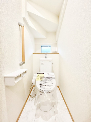 gC@1-C`Toilet`@̂鐅gC̓EHVbgtłgC͖g킴𓾂Ȃ́BۂłˁBgC2̂Œ̍Gɕ֗łI
