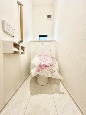 gC@R`Toilet`@̂鐅gC̓EHVbgtłgC͖g킴𓾂Ȃ́BۂłˁBgC2̂Œ̍Gɕ֗łI