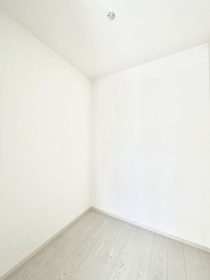 ̑@`Walk-in Closet`@KvȂ̂R[fBl[gꗗĊmFłAgxx⏀ZԂōςރEH[NCN[[bgݒu܂BƂ̒Ƃ֗Ȏ[Xy[XłB