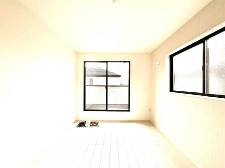 ̑ρ@P`Bed Room`@oRj[̍̌ŒXbLڂo߂łI₩Ȍގɂ́A₩ȎԂ܂Bxɂ́AԂŎ̎yނ̂͂łB