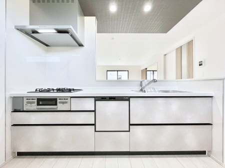 Lb`@P`Kitchen`@LĎg₷Lb`ȂƑłɗAЕtԂȂłႢ܂[Ղ肠̂ŁAƐȈۂۂĂ܂B