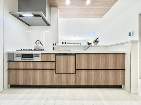 Lb`@R`Kitchen`@LĎg₷Lb`ȂƑłɗAЕtԂȂłႢ܂[Ղ肠̂ŁAƐȈۂۂĂ܂B