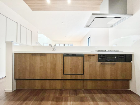 Lb`@4`Kitchen`@LĎg₷Lb`ȂƑłɗAЕtԂȂłႢ܂[Ղ肠̂ŁAƐȈۂۂĂ܂B