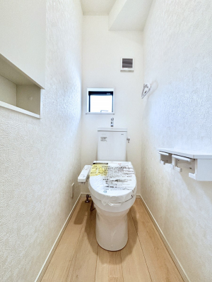 gC@Q`Toilet`@̂鐅gC̓EHVbgtłgC͖g킴𓾂Ȃ́BۂłˁBgC2̂Œ̍Gɕ֗łI
