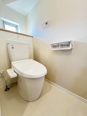 gC@S`Toilet`@YEXbLEKȃEHVbgtgCł낰ԂłBgC͖g킴𓾂Ȃ́BۂłˁBgC2̂Œ̍Gɕ֗łI