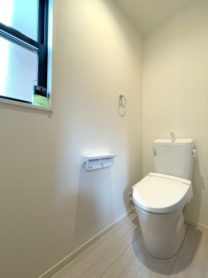 gC@R`Toilet`@̂鐅gC̓EHVbgtłgC͖g킴𓾂Ȃ́BۂłˁBgC2̂Œ̍Gɕ֗łI