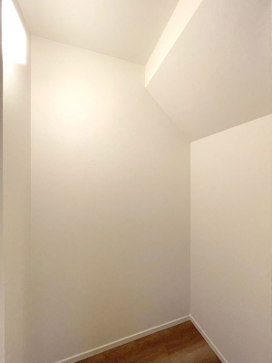 ̑ρ@ݔRrO[BɎ[ƕW܂LDKXbLЕtłˁB  