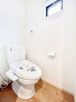 gC@P`Toilet`@̂鐅gC̓EHVbgtłgC͖g킴𓾂Ȃ́BۂłˁBgC2̂Œ̍Gɕ֗łI