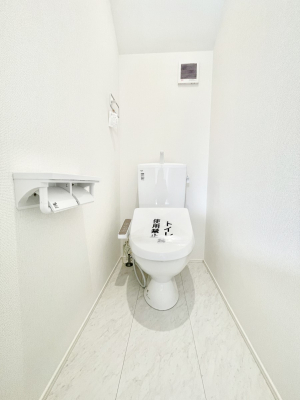 gC@1`Toilet`@̂鐅gC̓EHVbgtłgC͖g킴𓾂Ȃ́BۂłˁBgC2̂Œ̍Gɕ֗łI