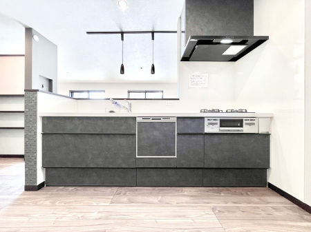 Lb`@`Kitchen`@LĎg₷Lb`ȂƑłɗAЕtԂȂłႢ܂[Ղ肠̂ŁAƐȈۂۂĂ܂B