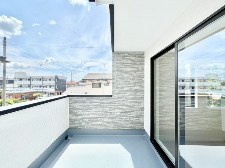 oRj[@1`Balcony`  oRj[͉z݁Azc󕨂C悭Ƃł܂B  g₷JIȃoRj[łzՂ~蒍AoRj[tZ܂B  
