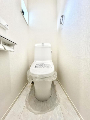 gC@Q`Toilet`@̂鐅gC̓EHVbgtłgC͖g킴𓾂Ȃ́BۂłˁBgC2̂Œ̍Gɕ֗łI