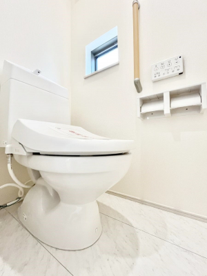 gC@P`Toilet`@̂鐅gC̓EHVbgtłgC͖g킴𓾂Ȃ́BۂłˁBgC2̂Œ̍Gɕ֗łI