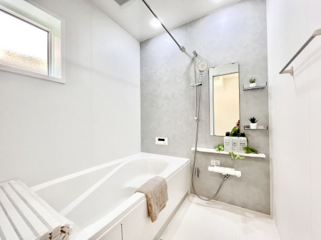@`Bath Room`@͋C̗ŖɌătbVB@\tĂ̂ŗׂ̐@uŐ􂢏オ󕨂AJ̓VCCɂ邱Ƃ\łB