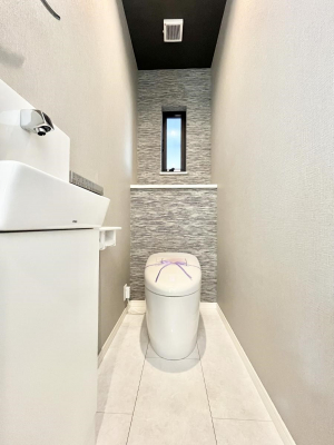 gC@`Toilet`@YEXbLEKȃEHVbgtgCł낰ԂłBgC͖g킴𓾂Ȃ́BۂłˁBgC2̂Œ̍Gɕ֗łI