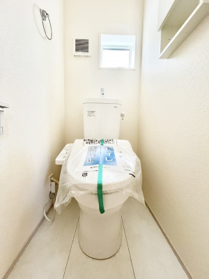gC@P`Toilet`@̂鐅gC̓EHVbgtłgC͖g킴𓾂Ȃ́BۂłˁBgC2̂Œ̍Gɕ֗łI