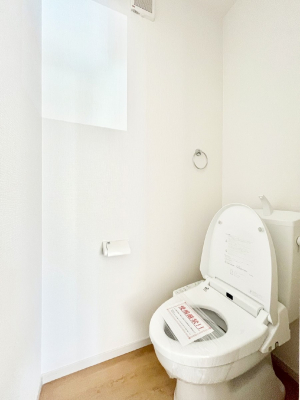 gC@`Toilet`@YEXbLEKȃEHVbgtgCł낰ԂłBgC͖g킴𓾂Ȃ́BۂłˁBgC2̂Œ̍Gɕ֗łI