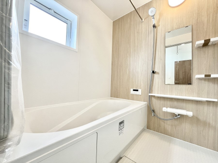 @P`Bath Room`@t̃oX[Bz˂ޖ邢́A̓CǂgłB܂A@Ă܂BCǍDłB  