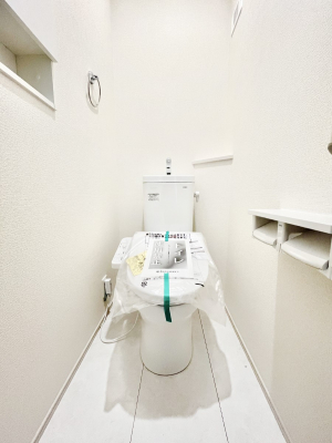 gC@P`Toilet`@̂鐅gC̓EHVbgtłgC͖g킴𓾂Ȃ́BۂłˁBgC2̂Œ̍Gɕ֗łI