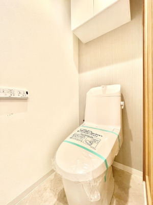 gC@`Toilet`@YEXbLEKȃEHVbgtgCł낰ԂłBgC͖g킴𓾂Ȃ́BۂłˁBXbgNuƂĕ֗Ȏ[ItB